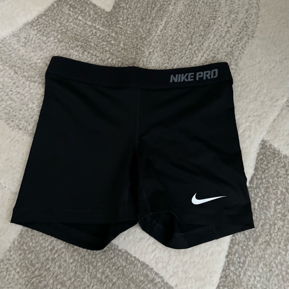 NIKE | Dry Fit Shorts - Picture 3 of 4